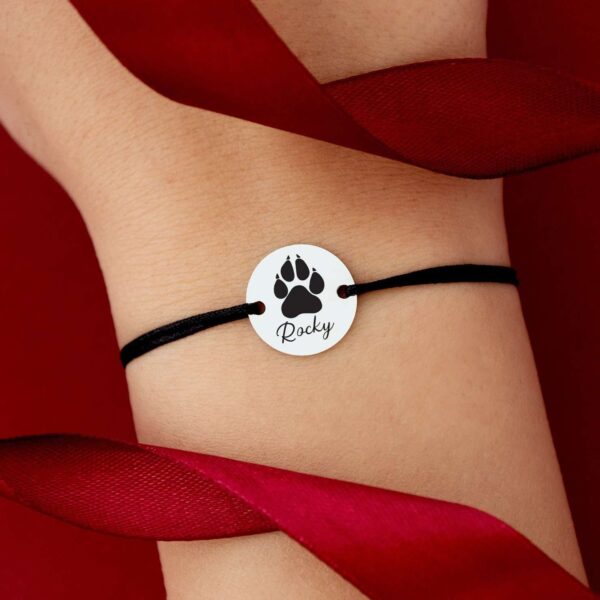 BAKU | Dog's Paw